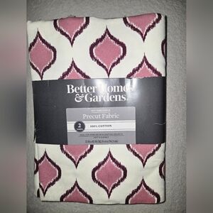 Better Homes & Gardens 100% Cotton 72" x 45", 2 Yards Precut Fabric Purple NEW